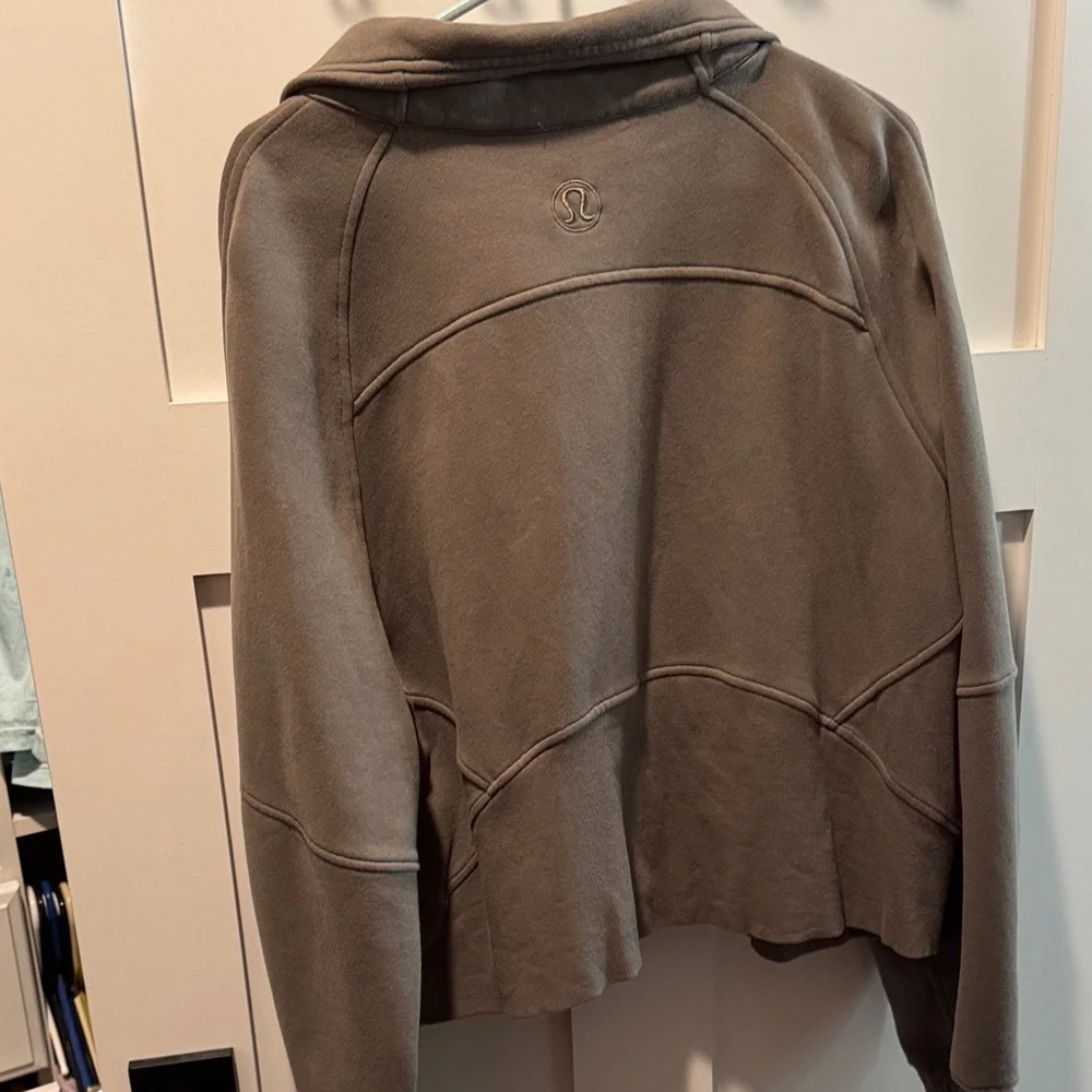 Lululemon Scuba half zip - Picture 3 of 5